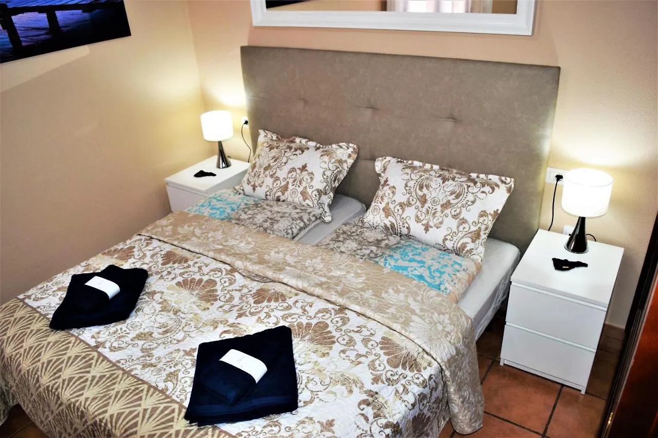 Victoria Family Apartman Tenerife Costa Del Silencio 0*,
