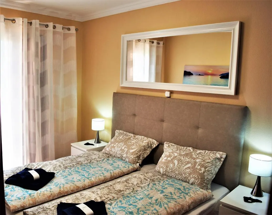 Lejlighed Victoria Family Apartman Tenerife Costa del Silencio