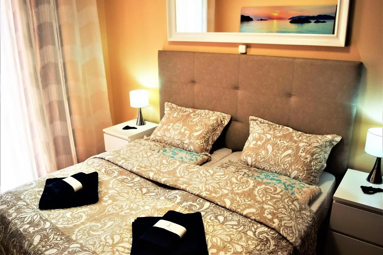 Victoria Family Apartman Tenerife Costa del Silencio Lejlighed