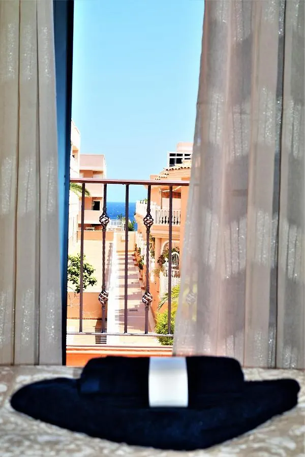 Victoria Family Apartman Tenerife Costa del Silencio 0*,